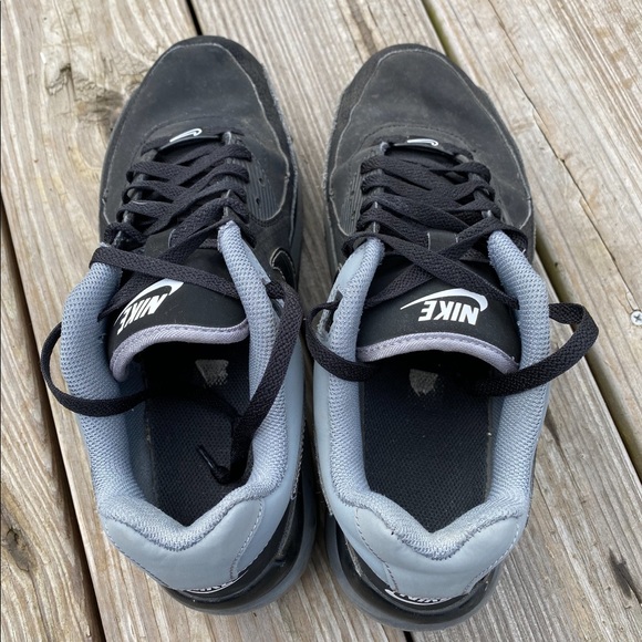 SOLD Nike Air Max LTD 3 
Size 9.5 - Picture 4 of 5